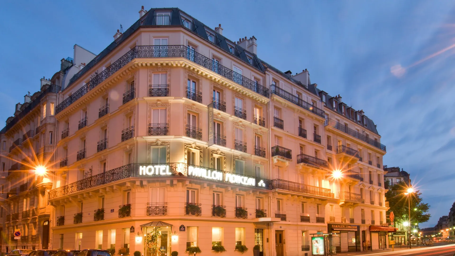 Hotel Pavillon Monceau Parigi